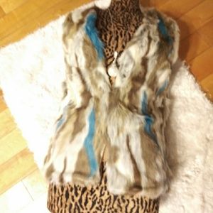 Faux fur vest Nwot